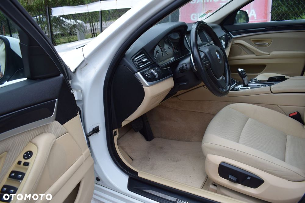 BMW Seria 5 520d - 7
