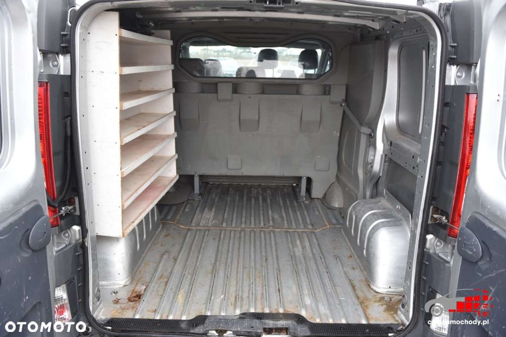 Opel Vivaro - 17