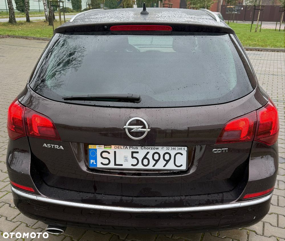 Opel Astra IV 2.0 CDTI Cosmo - 4