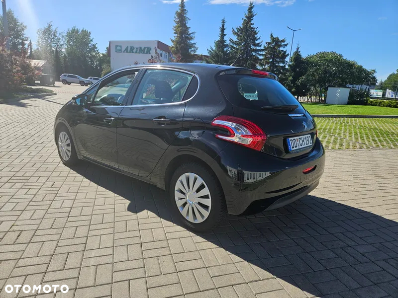 Peugeot 208 1.6 VTi Allure - 11