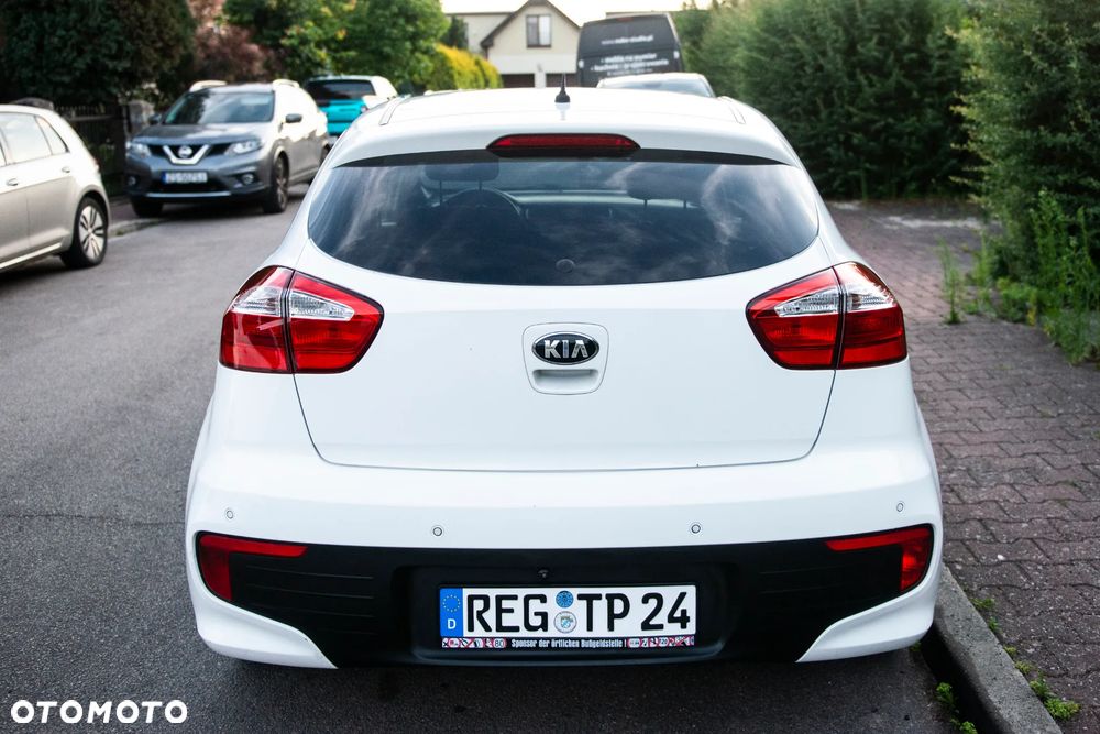 Kia Rio 1.2 Attract - 13