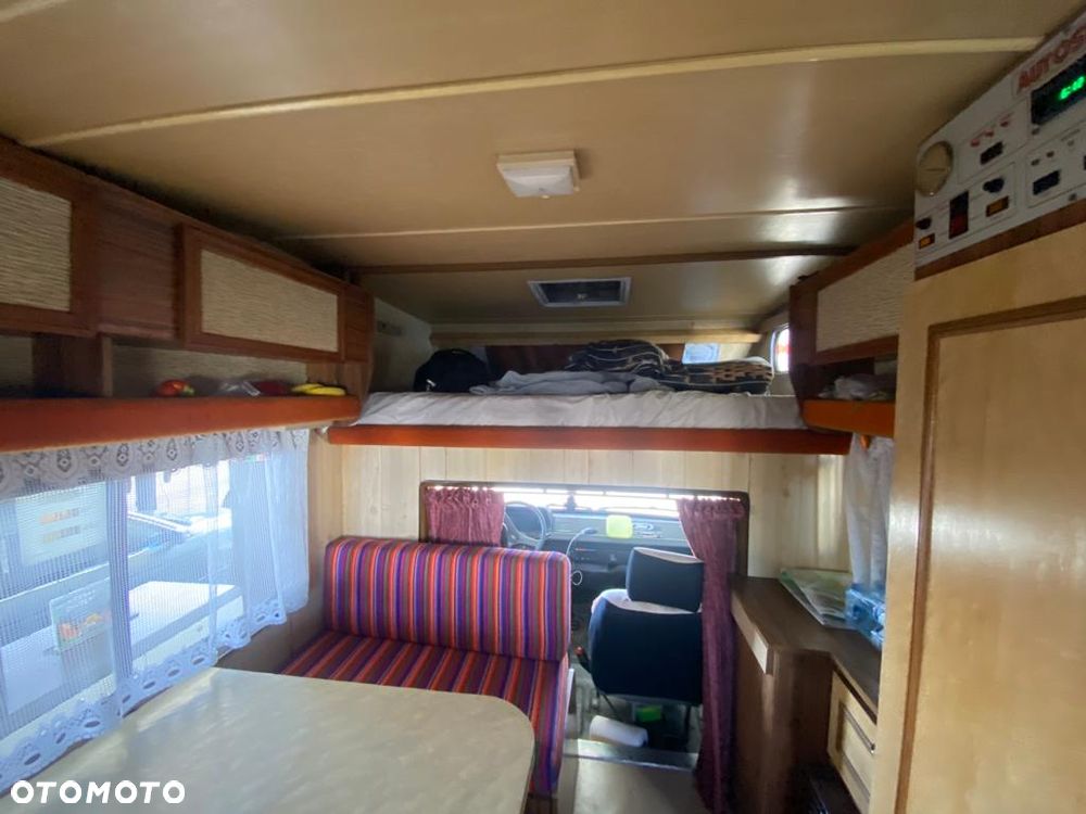 Ford Transit - 22