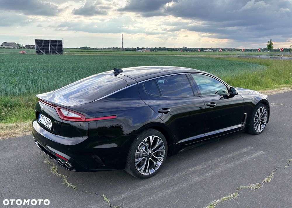 Kia Stinger 2.0 T-GDI GT Line - 16