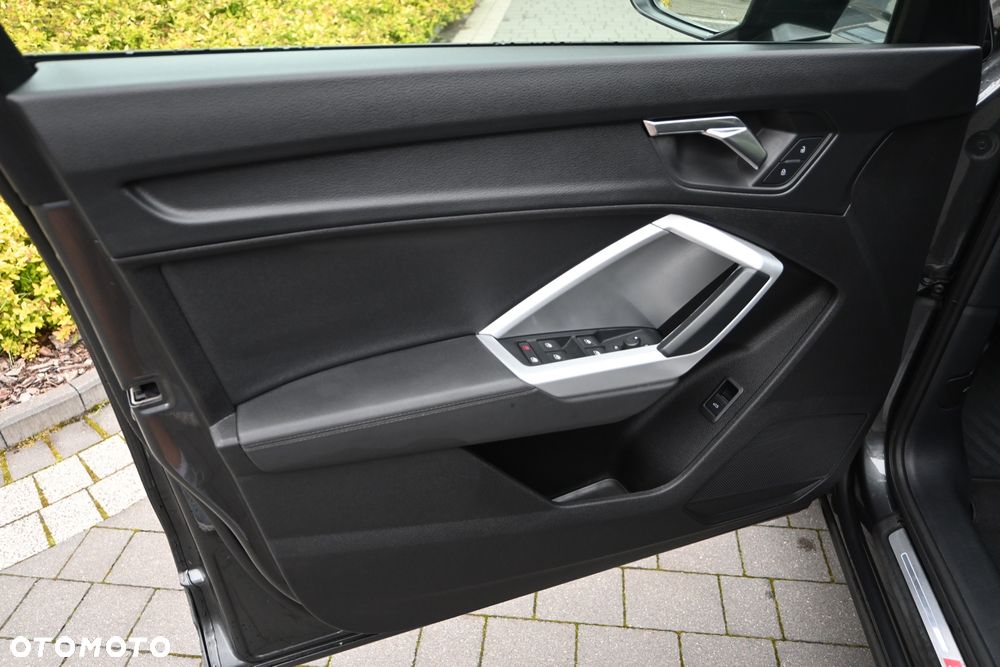 Audi Q3 35 TDI S tronic S line - 25