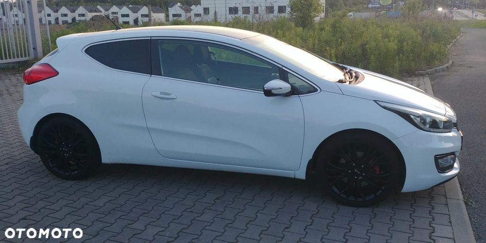 Kia Ceed 1.6 GDI L - 4