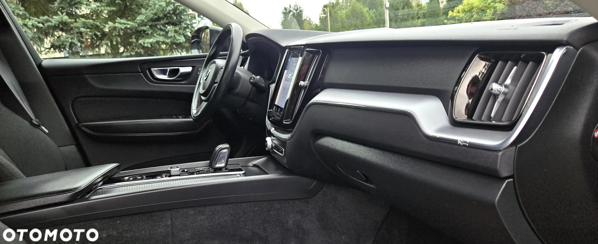 Volvo XC 60 B4 D Geartronic Momentum Pro - 12