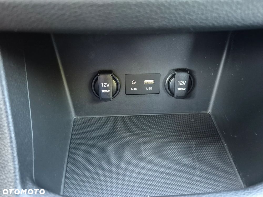 Hyundai i30 1.4 Family - 19