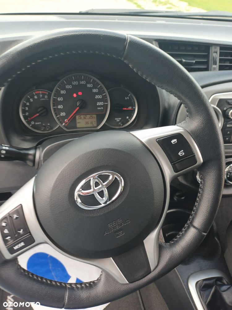 Toyota Yaris 1.33 VVT-i Executive - 30
