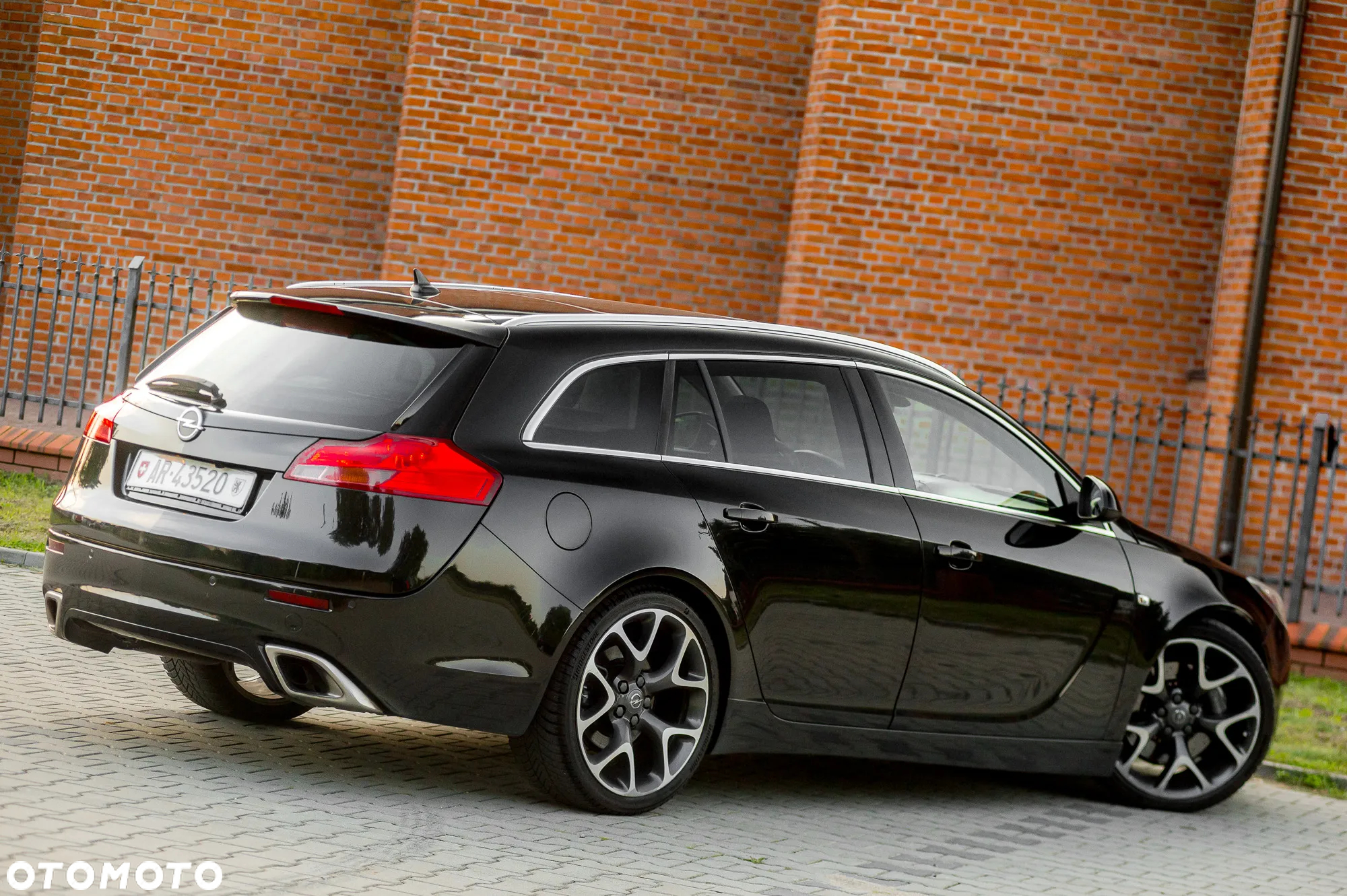 Opel Insignia 2.8 T V6 OPC - 17