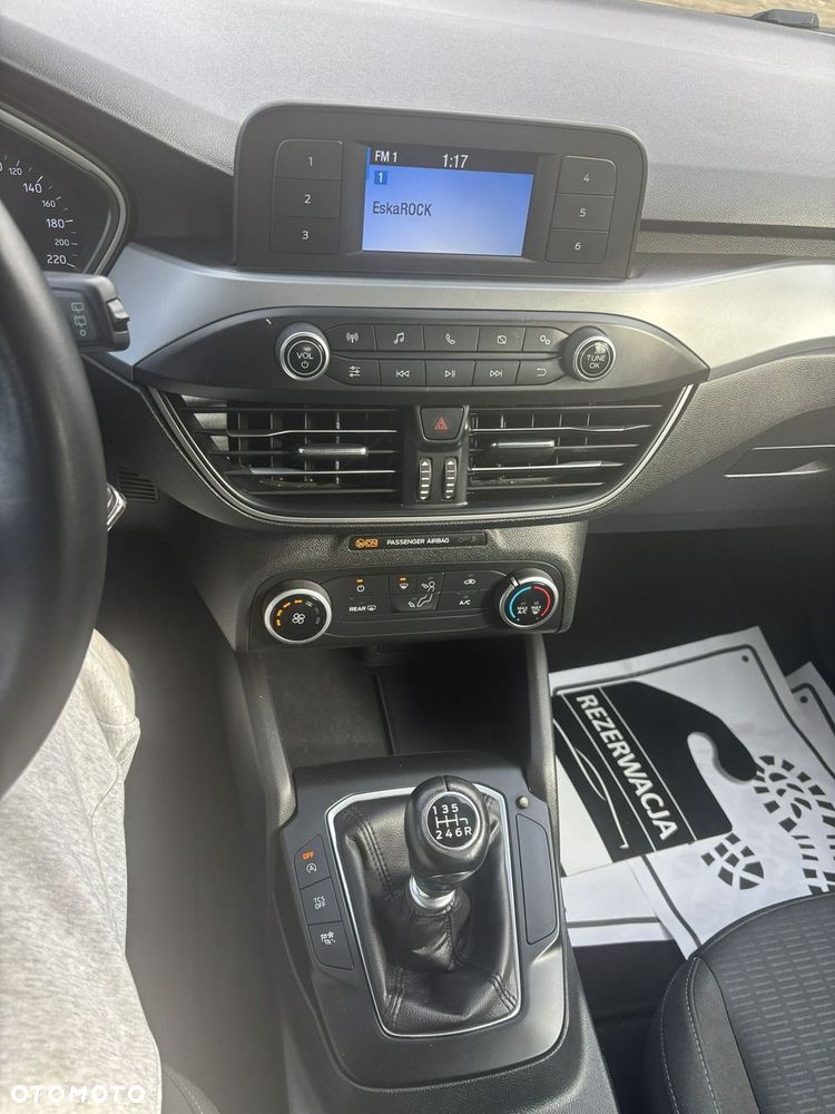 Ford Focus - 20