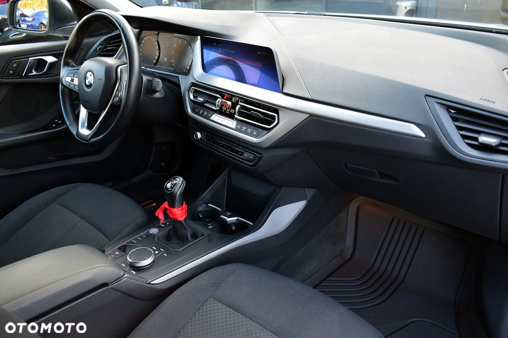 BMW Seria 1 118i - 9