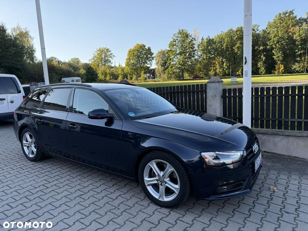 Audi A4 Avant 2015 photo 2