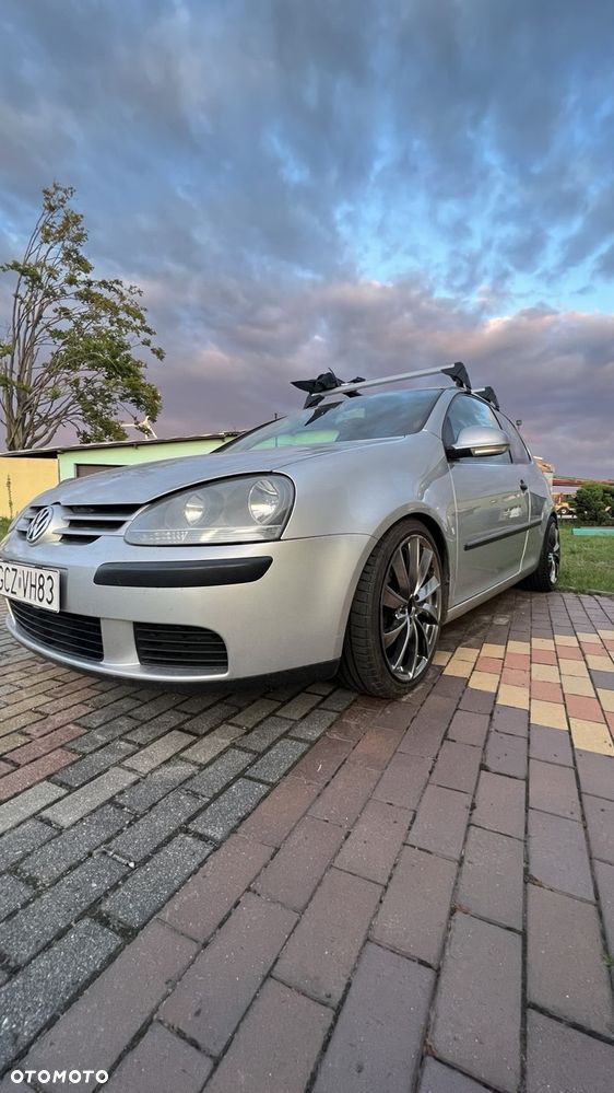 Volkswagen Golf 1.9 TDI 4Motion DPF Tour - 3