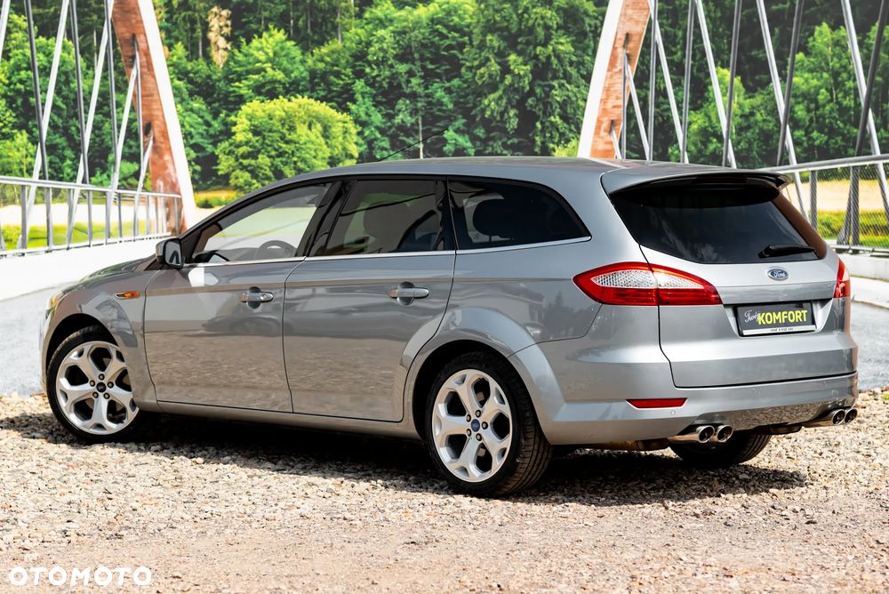 Ford Mondeo 2.5 Titanium X - 35