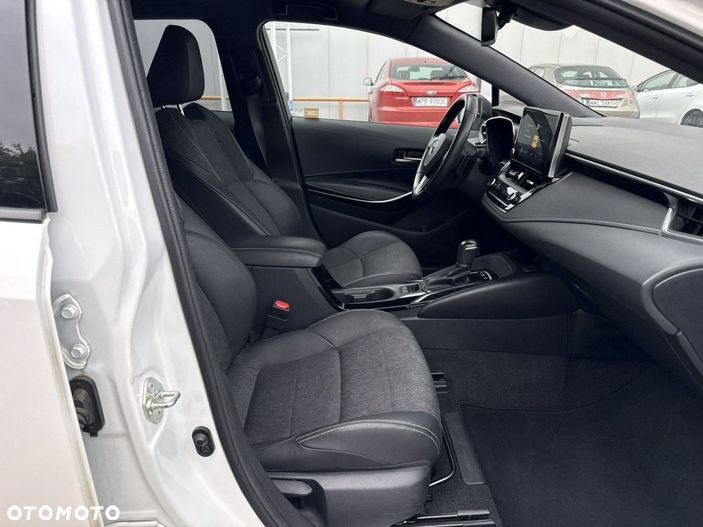 Toyota Corolla 2.0 Hybrid Comfort - 20