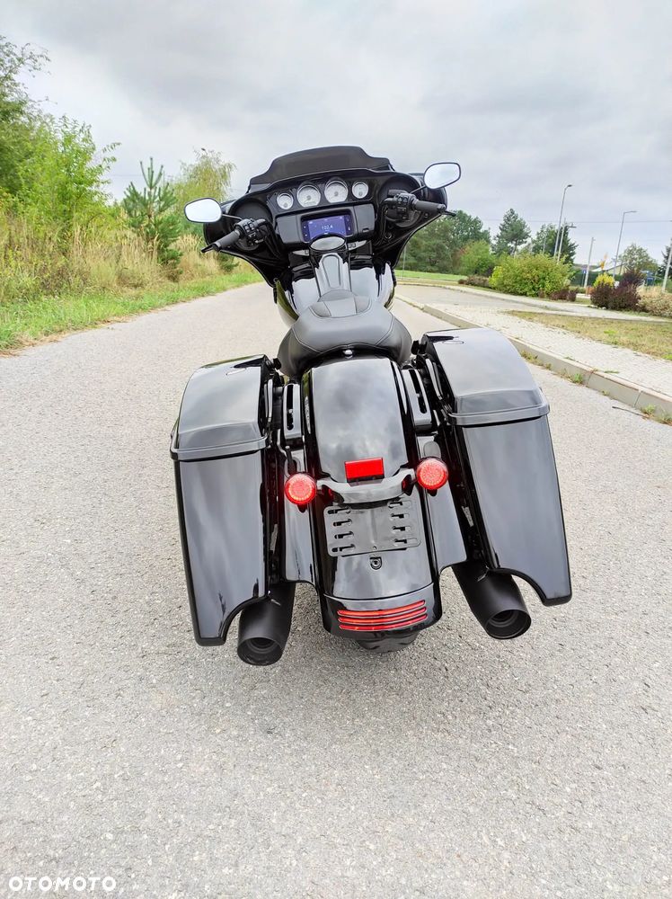 Harley-Davidson Touring Street Glide - 7