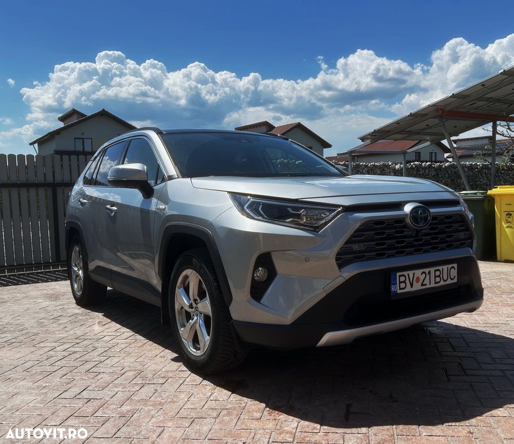 Toyota RAV4 - 2
