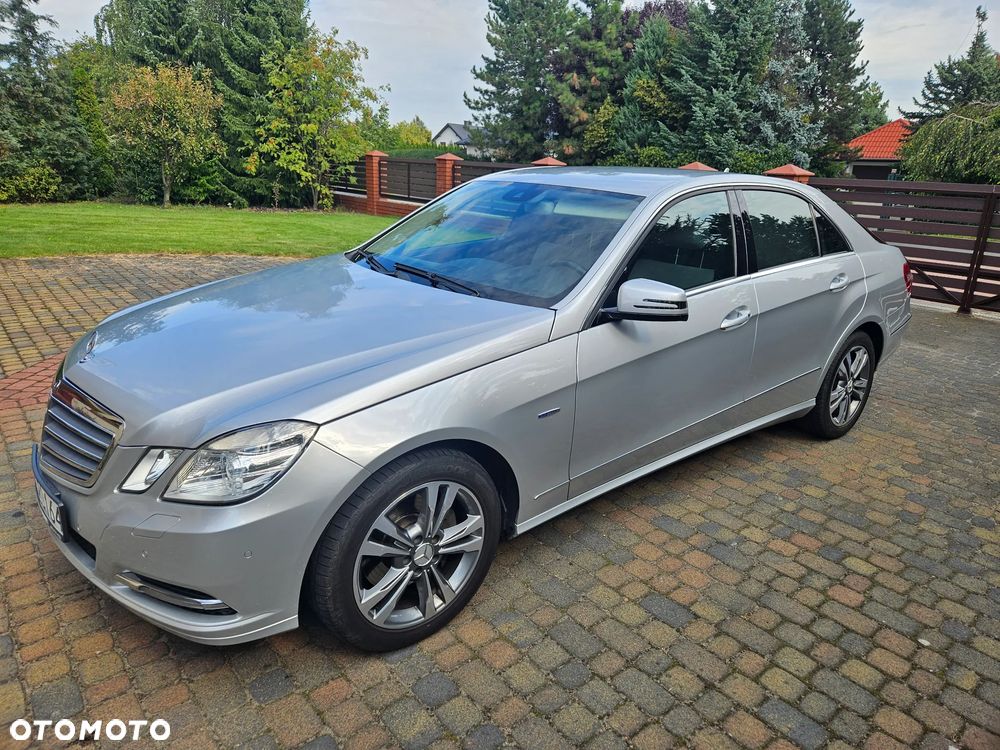 Mercedes-Benz Klasa E 350 4Matic BlueEFFICIENCY 7G-TRONIC - 1