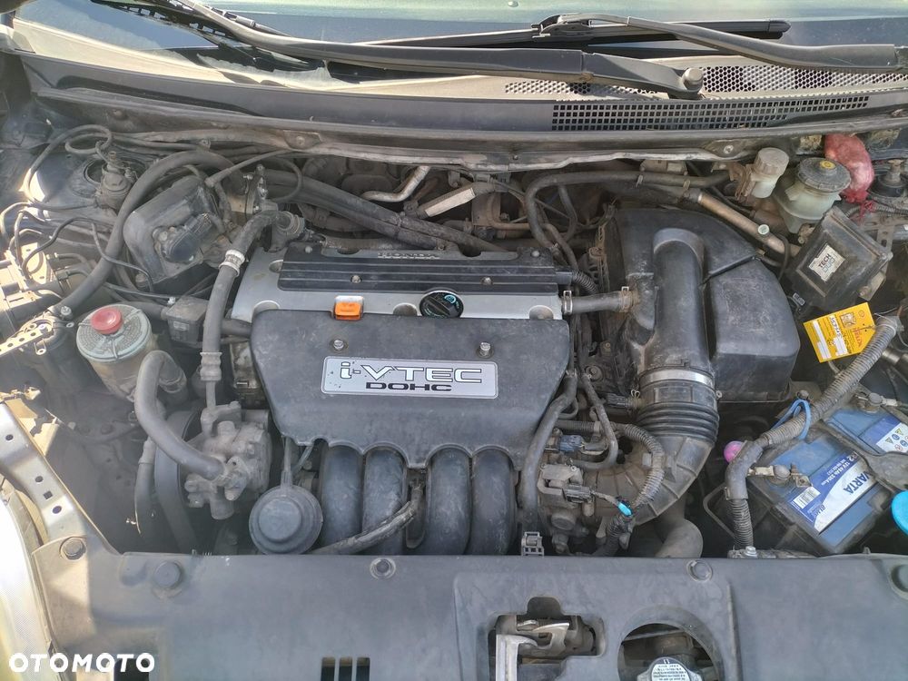 Honda FR-V - 4