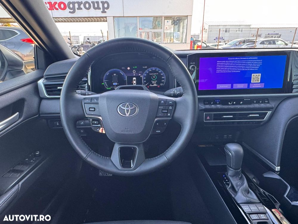Toyota Camry 2.5 Exclusive - 16