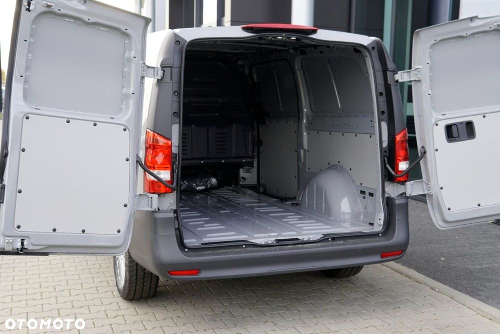 Mercedes-Benz Vito - 12