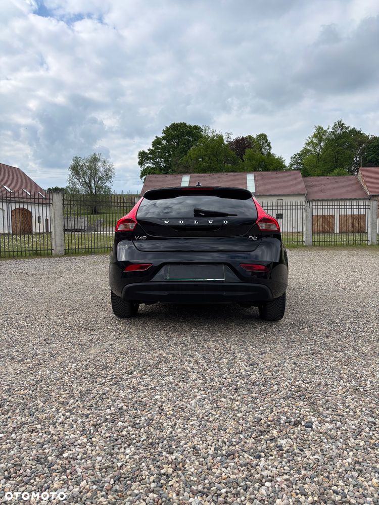 Volvo V40 D2 Momentum - 7