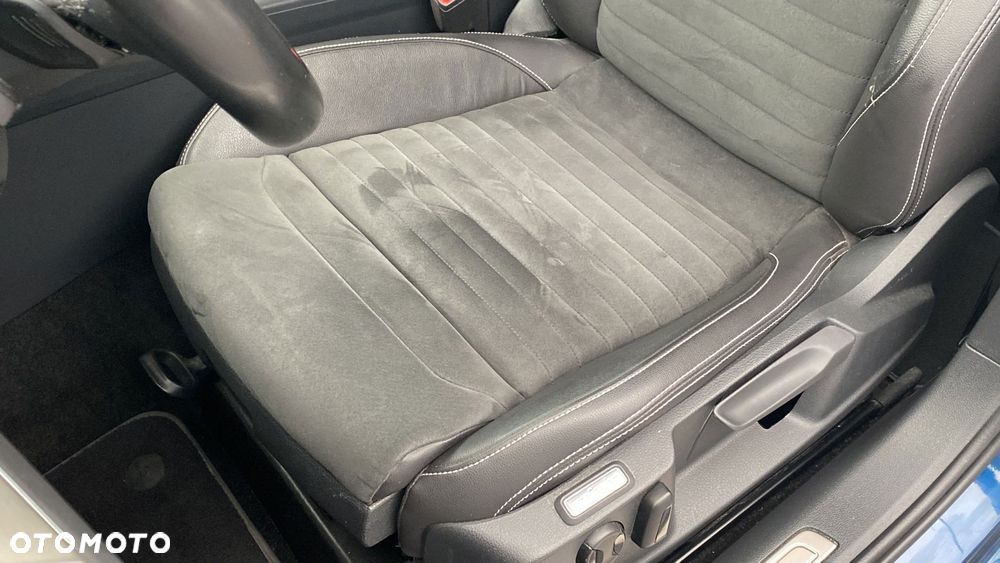 Volkswagen Passat - 18