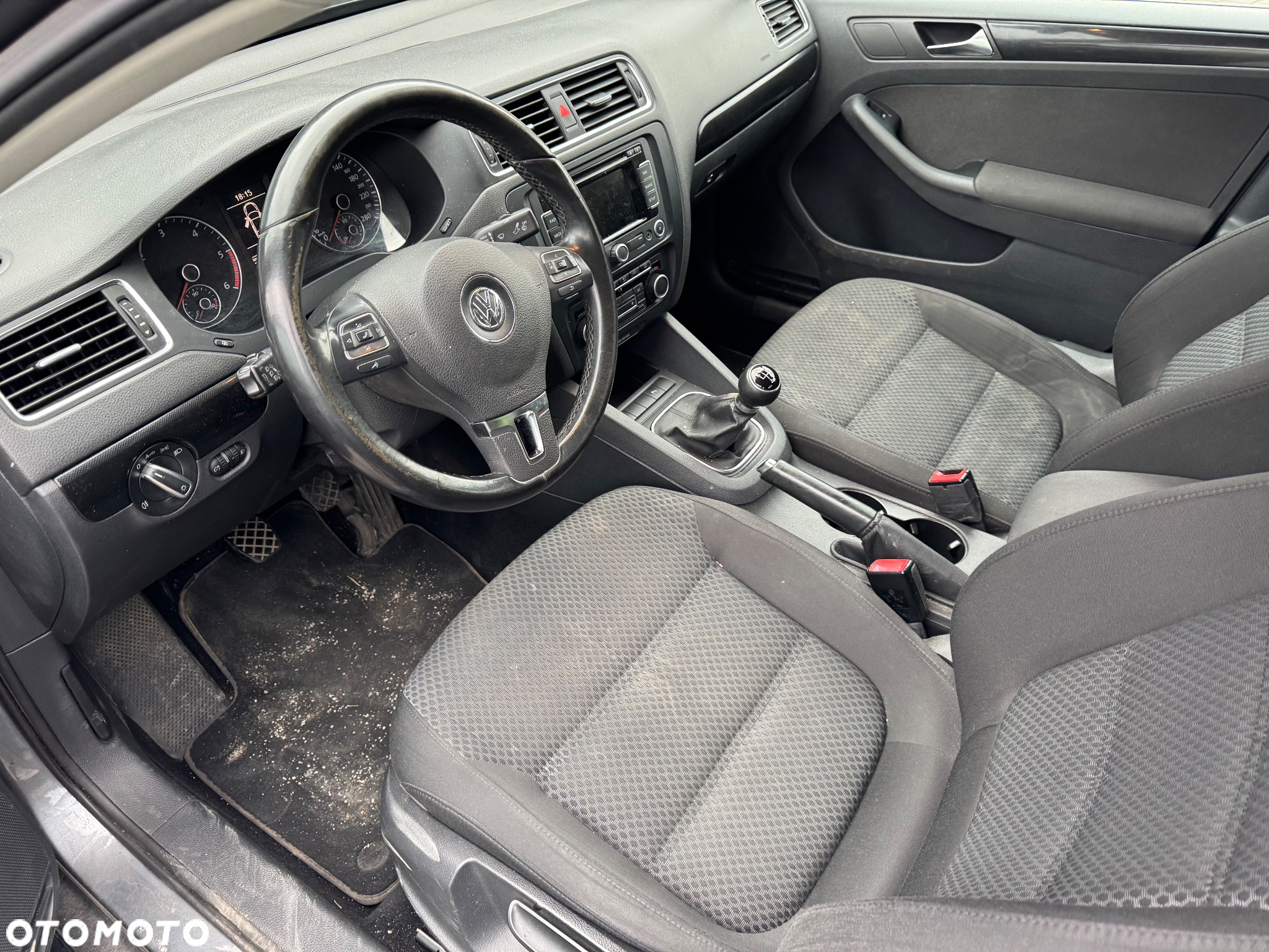Volkswagen Jetta 1.6 TDI Blue Motion Technology Comfortline - 7