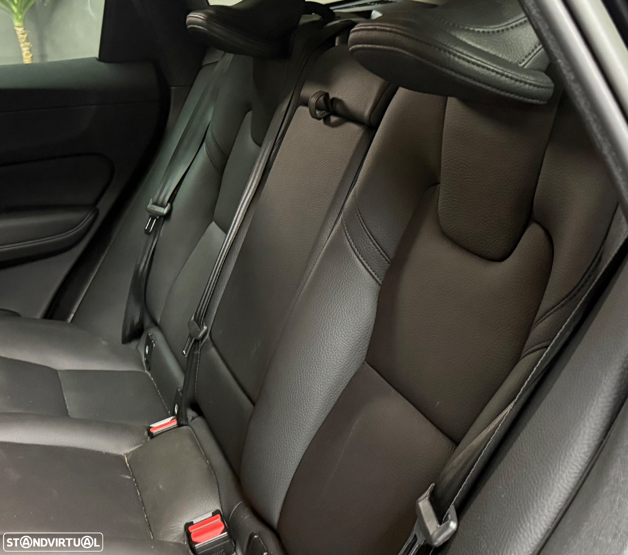 Volvo XC 60 B4 D AWD Geartronic Inscription - 6
