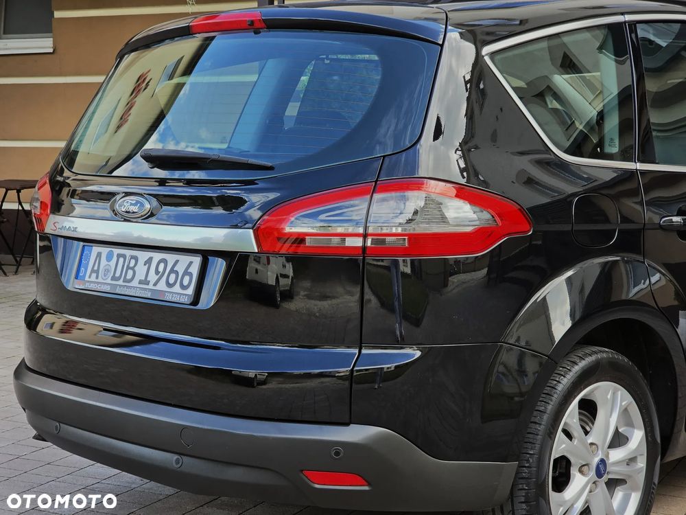Ford S-Max 2.0 TDCi DPF Titanium - 24