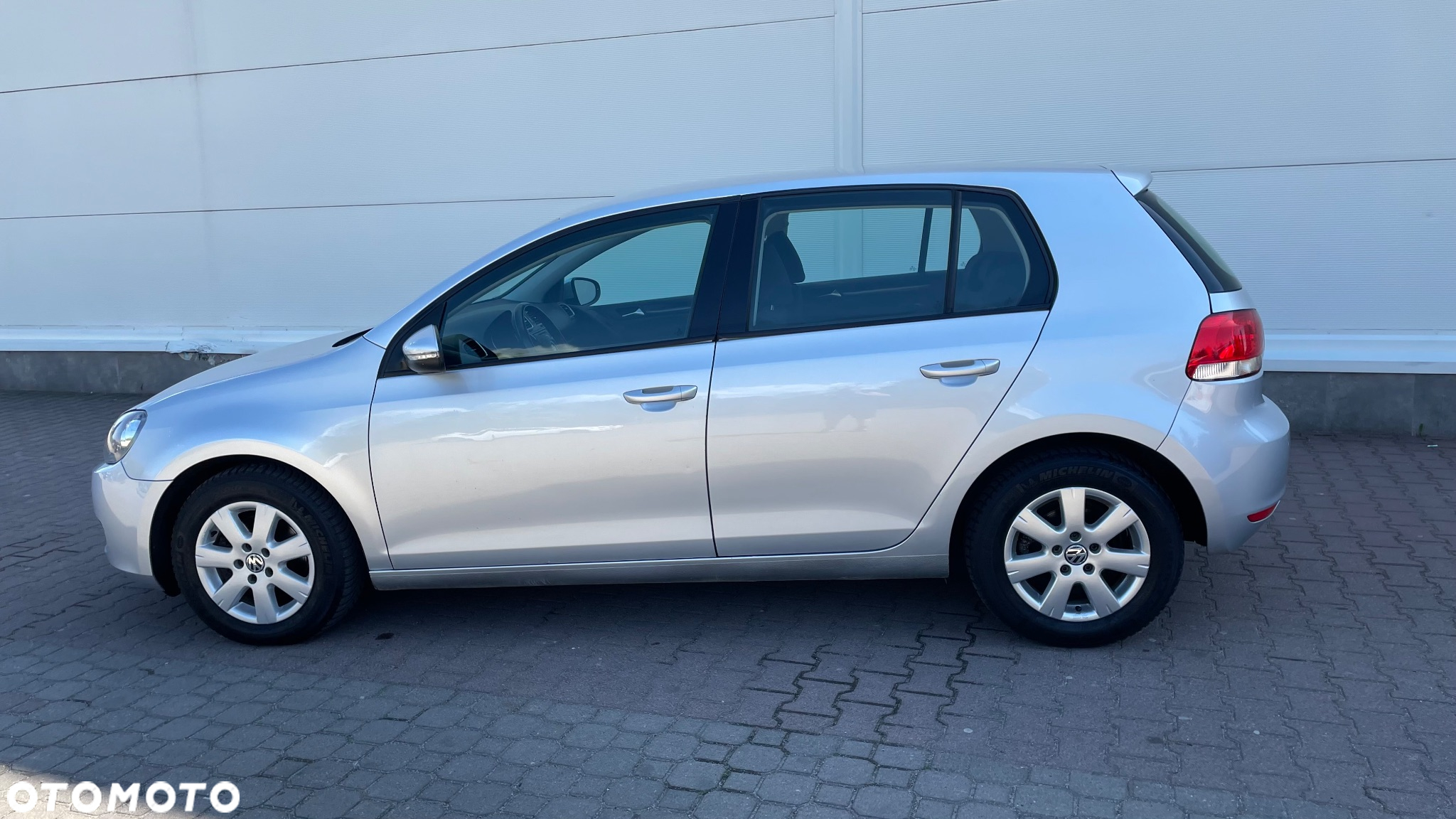 Volkswagen Golf 1.4 TSI BlueMotion Technology Comfortline - 4