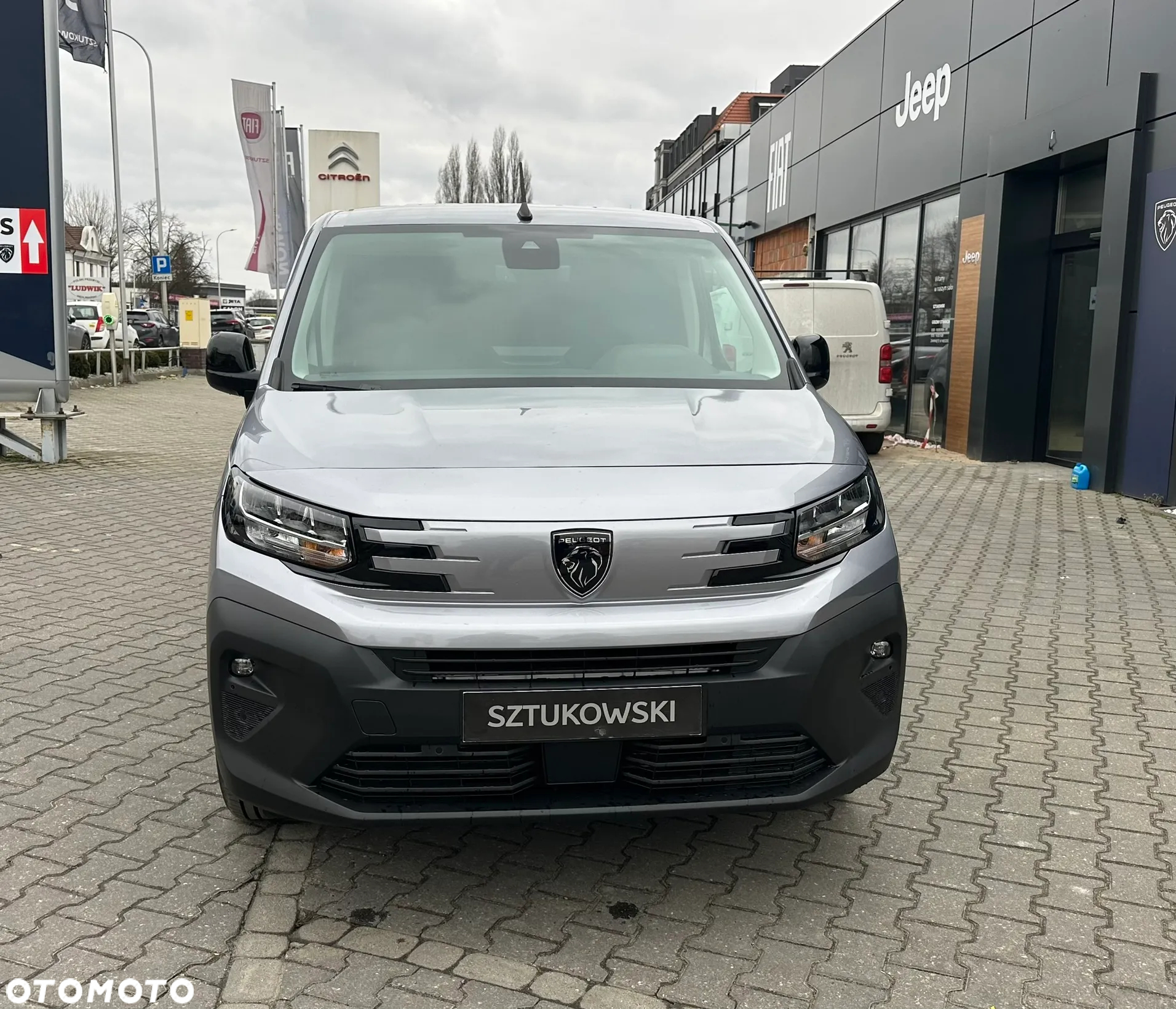 Peugeot e-Partner Furgon Long 750kg EV 136 KM, zasięg 330 km (akumulator 50 kWh) - 7