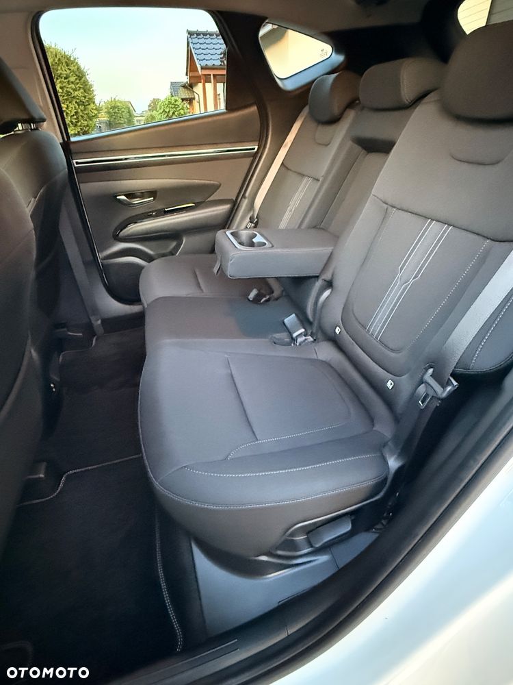 Hyundai Tucson 1.6 T-GDi 48V-Hybrid 2WD DCT Edition 30+ - 13