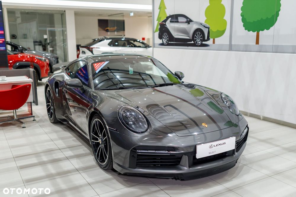 Porsche 911 Turbo - 5