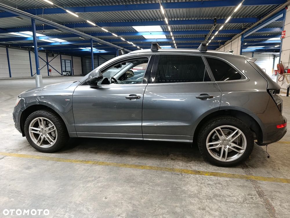 Audi Q5 3.0 TFSI Quattro Tiptronic - 2
