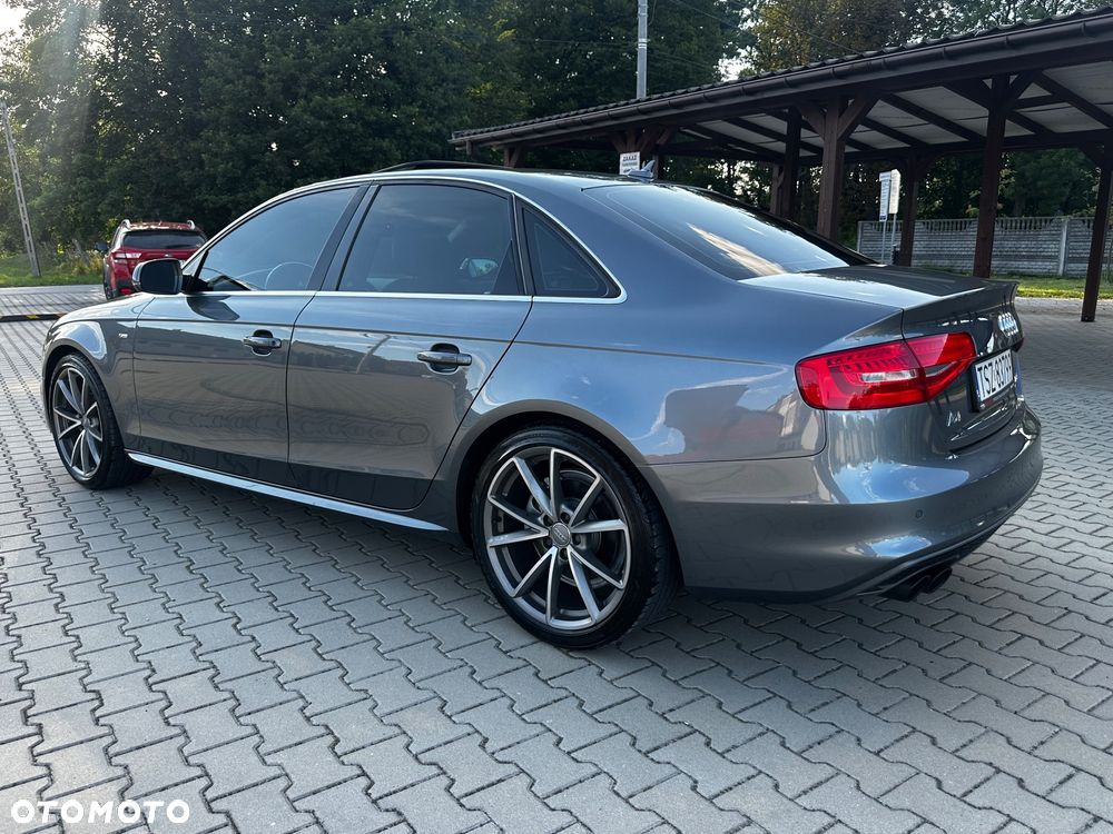 Audi A4 Limousine - 6