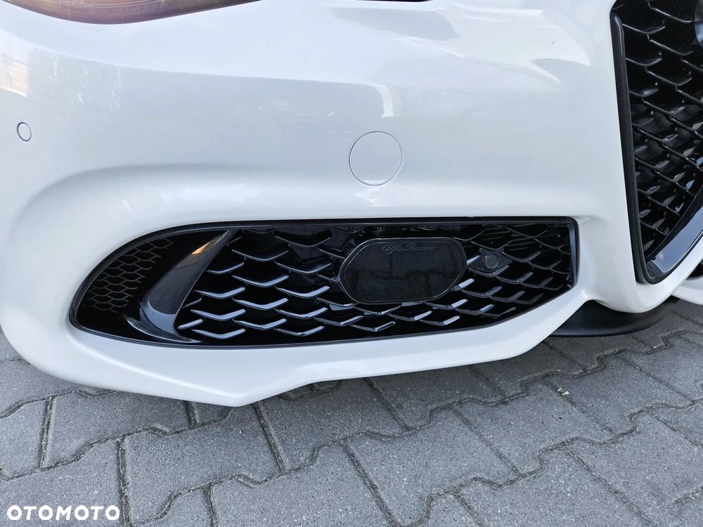 Alfa Romeo Giulia 2.0 Turbo 16V AT8 Veloce Ti - 16