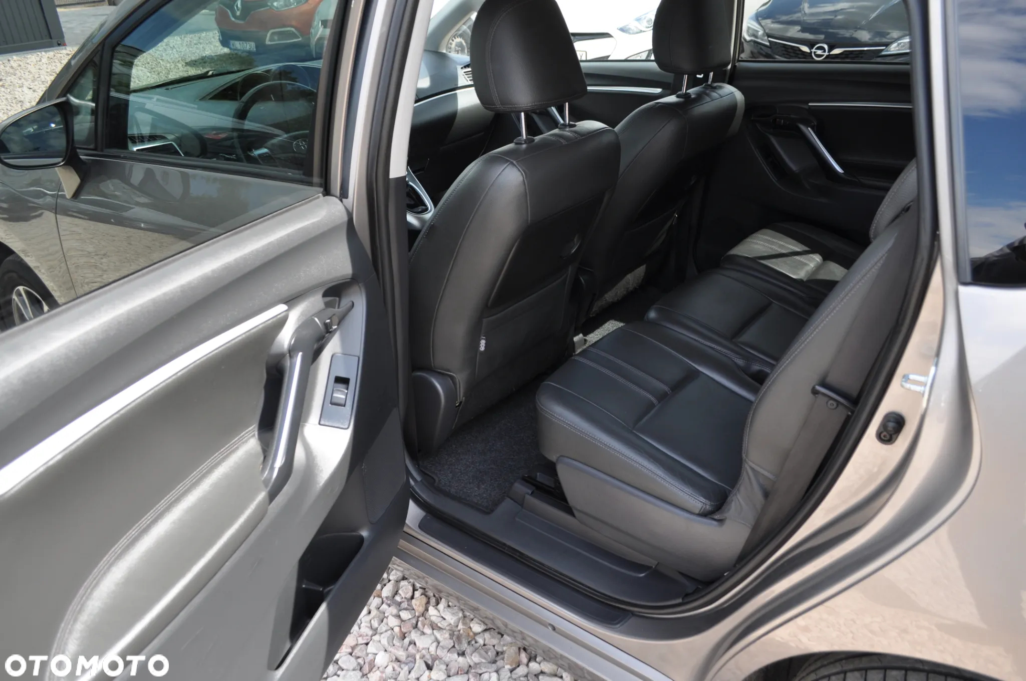 Toyota Verso 1.6 D-4D Premium - 20