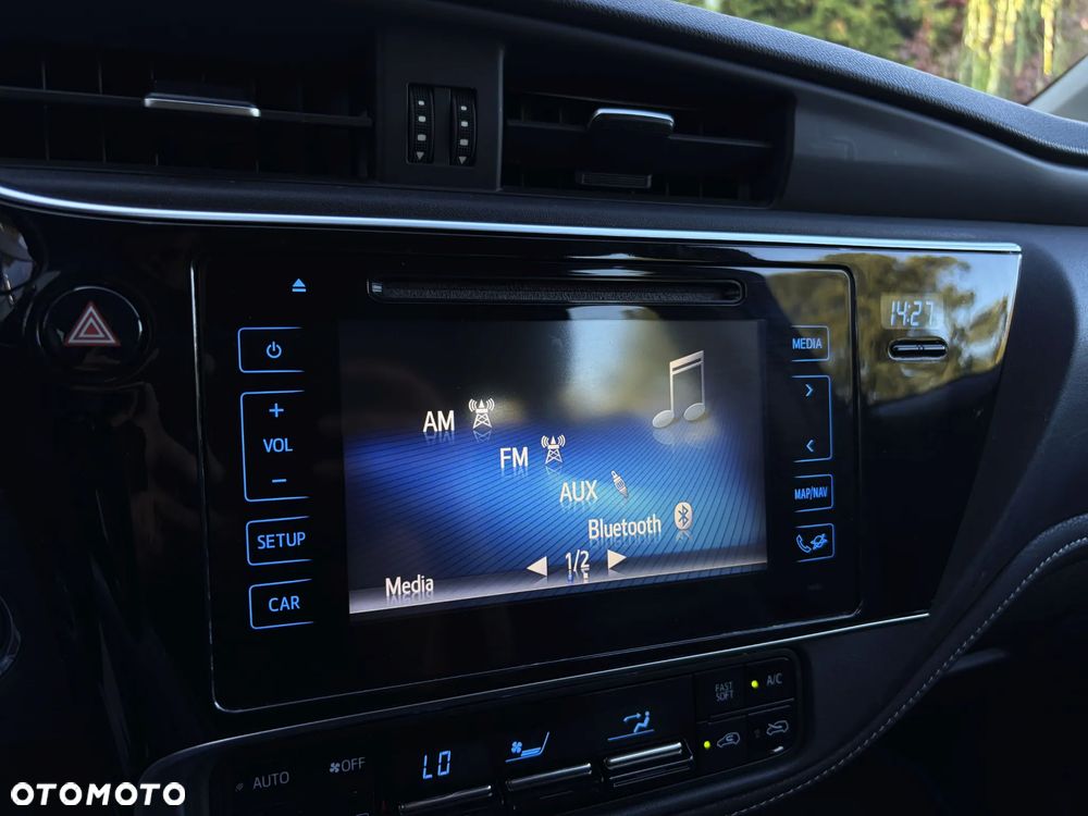 Toyota Auris - 25