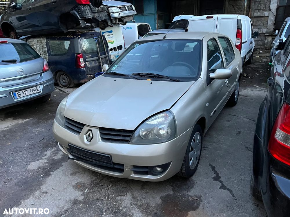 Dezmembrez Renault Clio Symbol bej auriu 1,4 benzina TED11 - 2