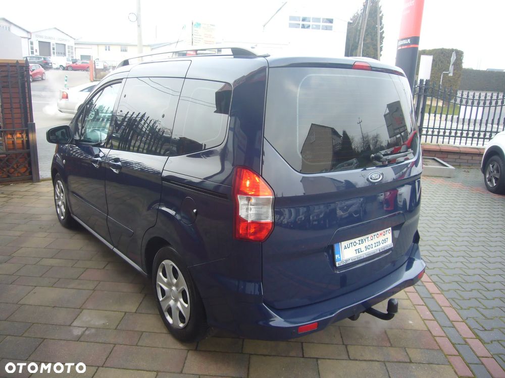 Ford Tourneo Courier 1.5 TDCi Titanium - 9