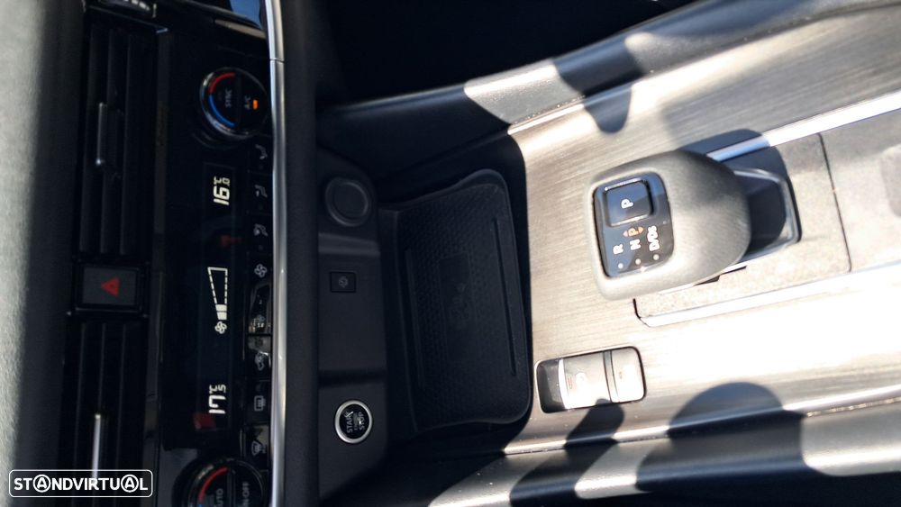 Nissan Qashqai 1.3 DIG-T N-Connecta LED+TT Xtronic - 11