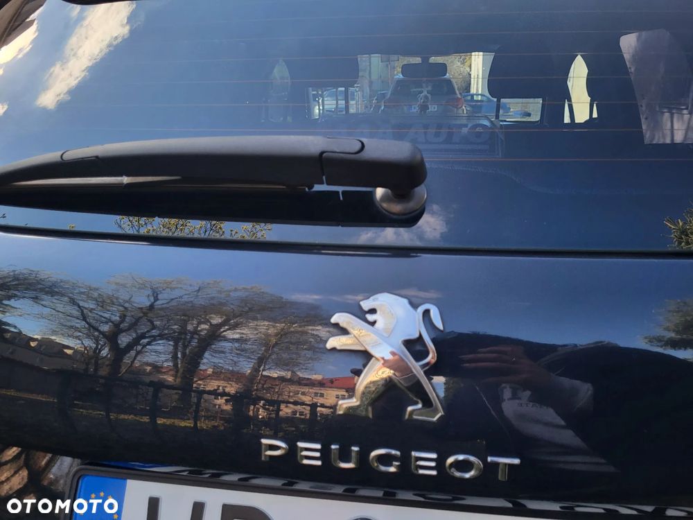 Peugeot 2008 1.2 Pure Tech Access EU6 - 7