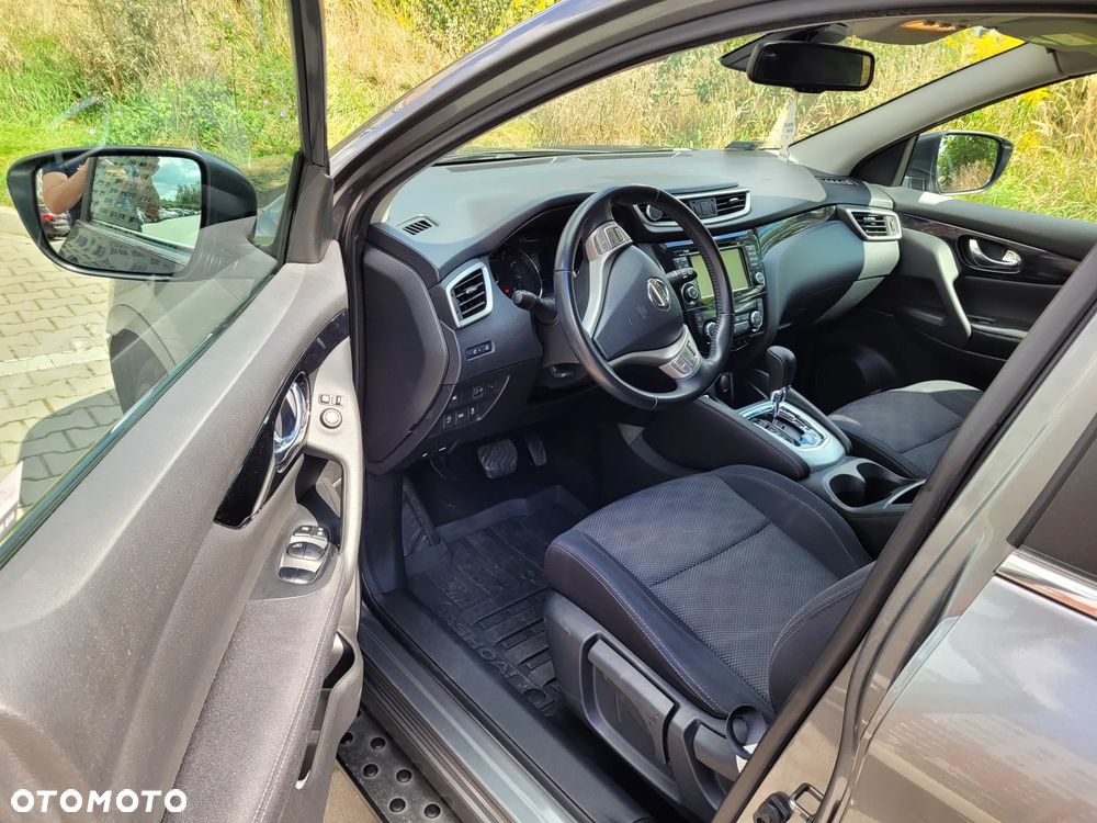 Nissan Qashqai 1.2 DIG-T N-Connecta Xtronic EU6 - 12