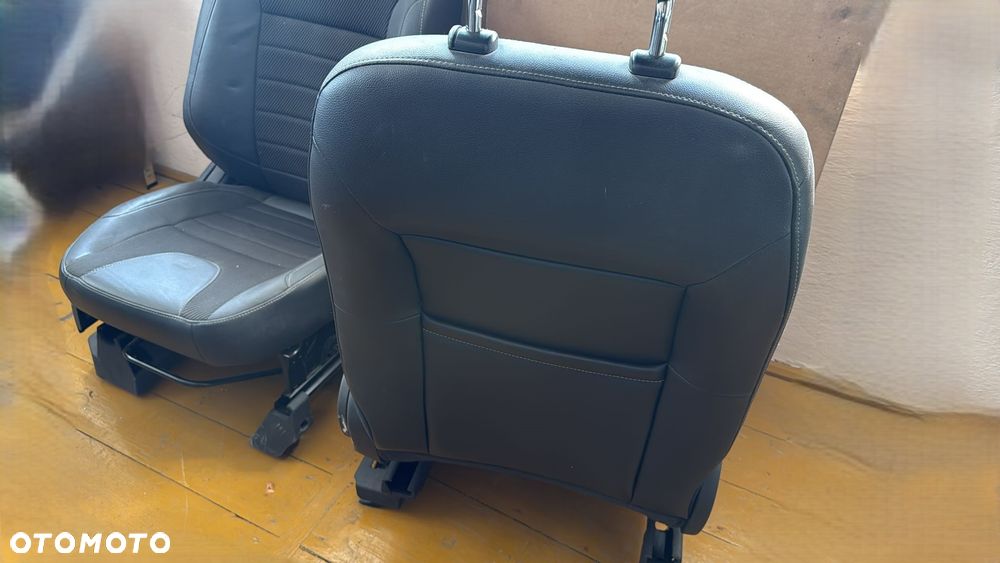 Fotele kanapa komplet FORD KUGA II półskóra OE - 5