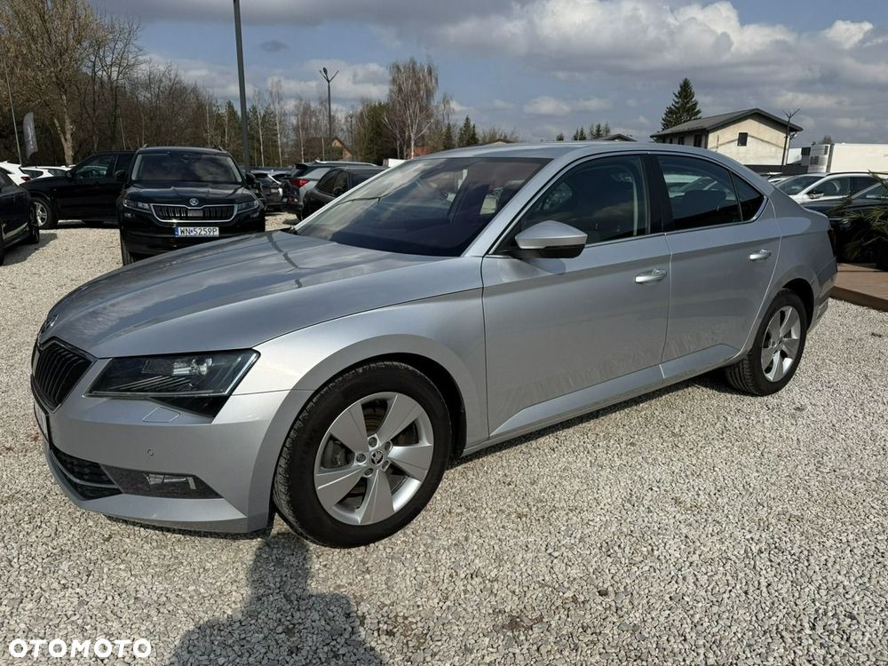 Skoda Superb 2.0 TDI 4x4 Style DSG - 2