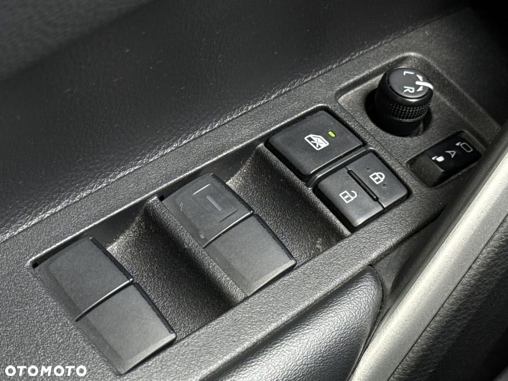 Toyota Corolla Cross - 18
