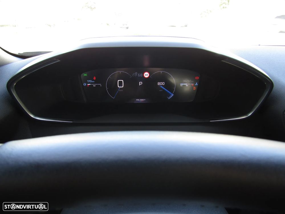 Peugeot 2008 1.5 BlueHDi Allure Pack EAT8 - 15