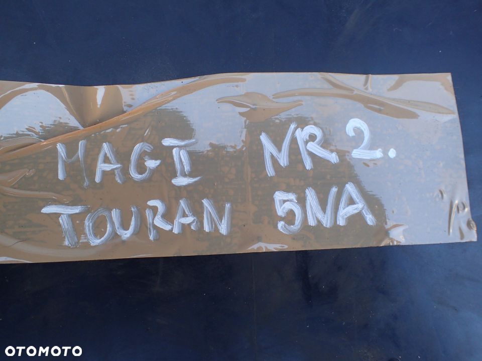 KOMPLET DYWANIKÓW VW TOURAN 5TA RADOM - 7