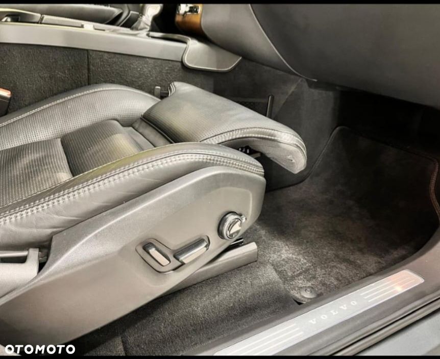 Volvo XC 90 D5 AWD Inscription - 9